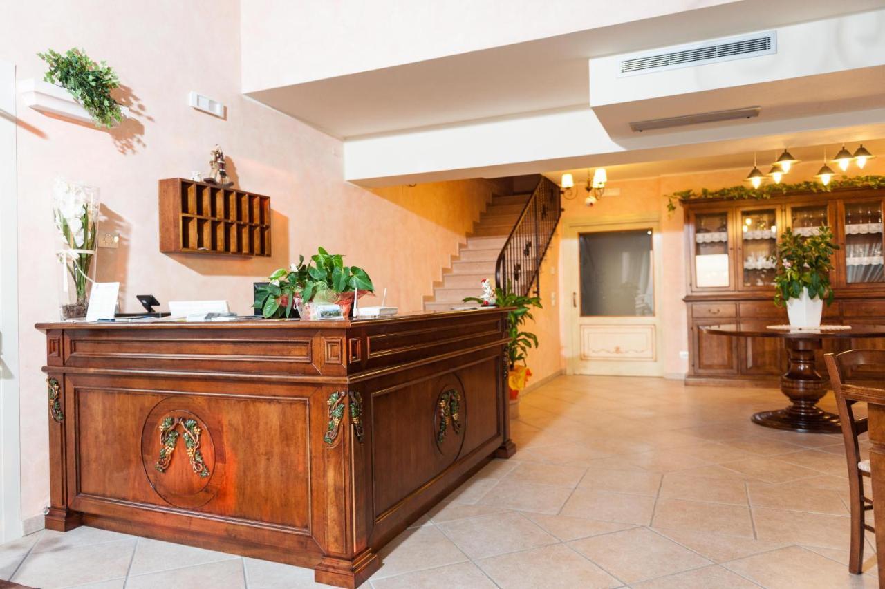 Agriturismo Il Grappolo Лацизе Экстерьер фото
